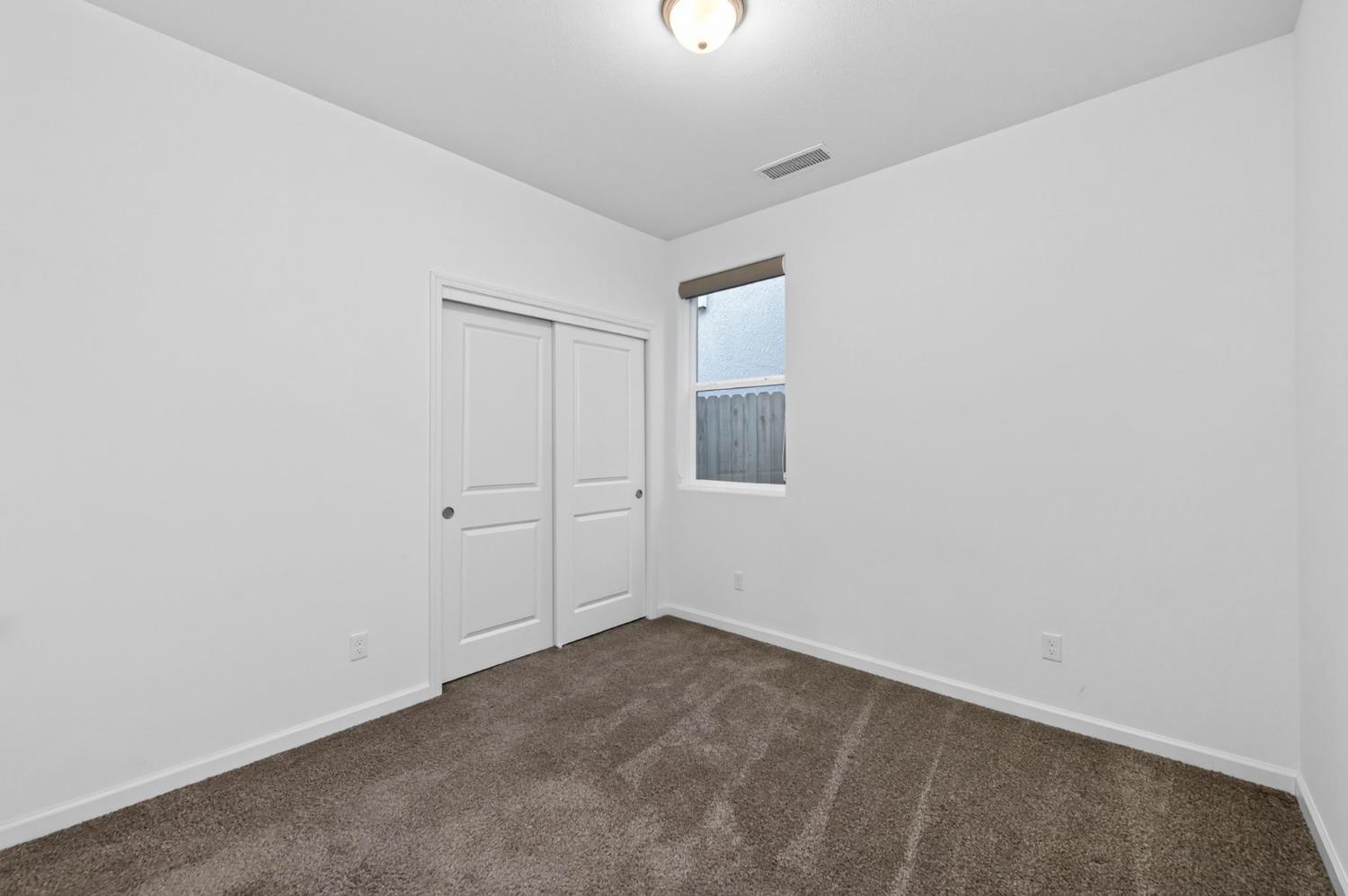 4145 Dennis Ave, Clovis, CA 93619