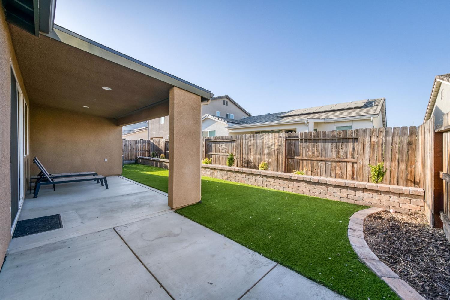 4145 Dennis Ave, Clovis, CA 93619