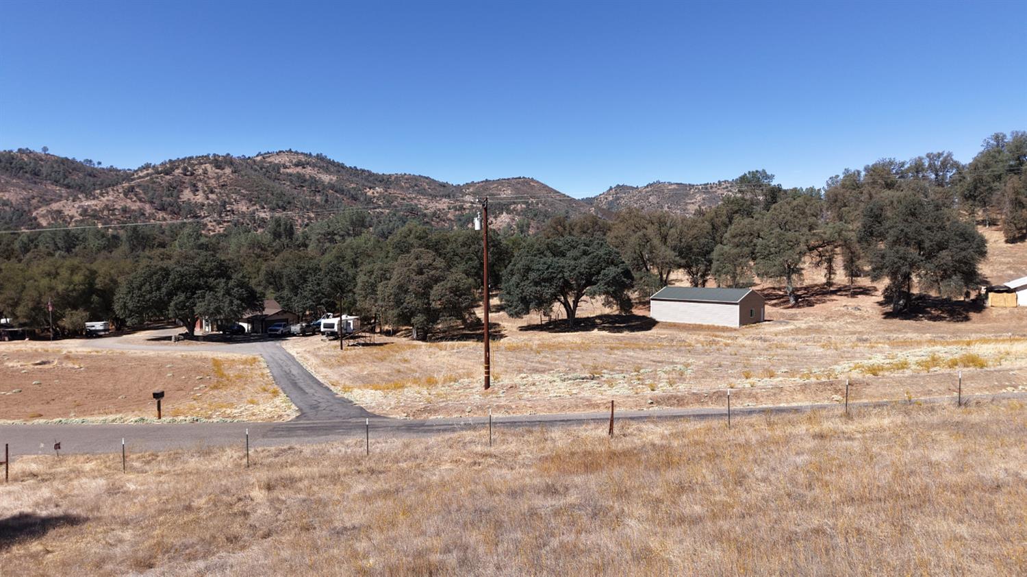 4612 Bridgeport Dr, Mariposa, CA 95338