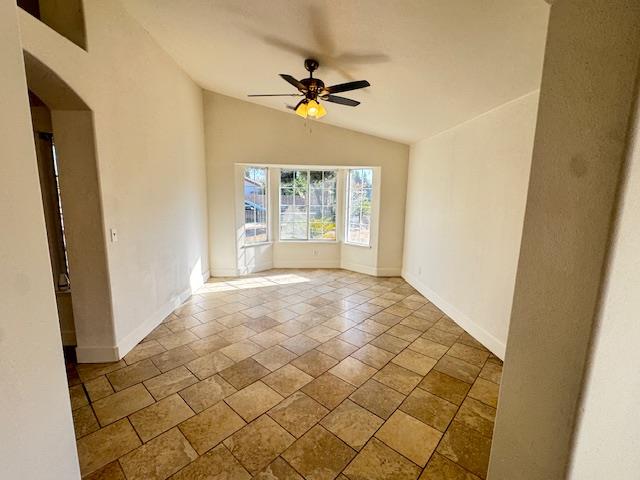 14498 W G St, Kerman, CA 93630