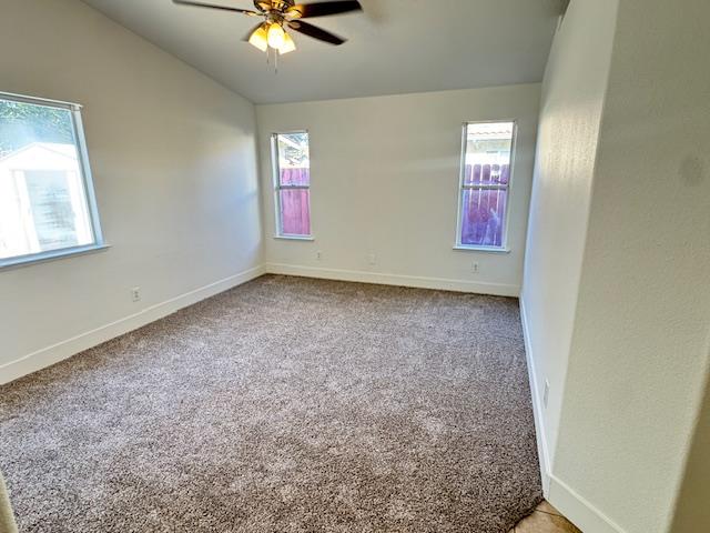 14498 W G St, Kerman, CA 93630