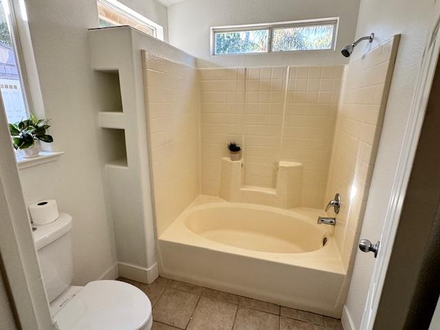14498 W G St, Kerman, CA 93630