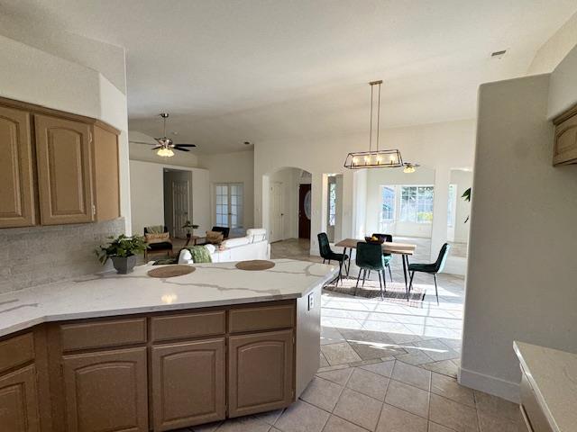 14498 W G St, Kerman, CA 93630
