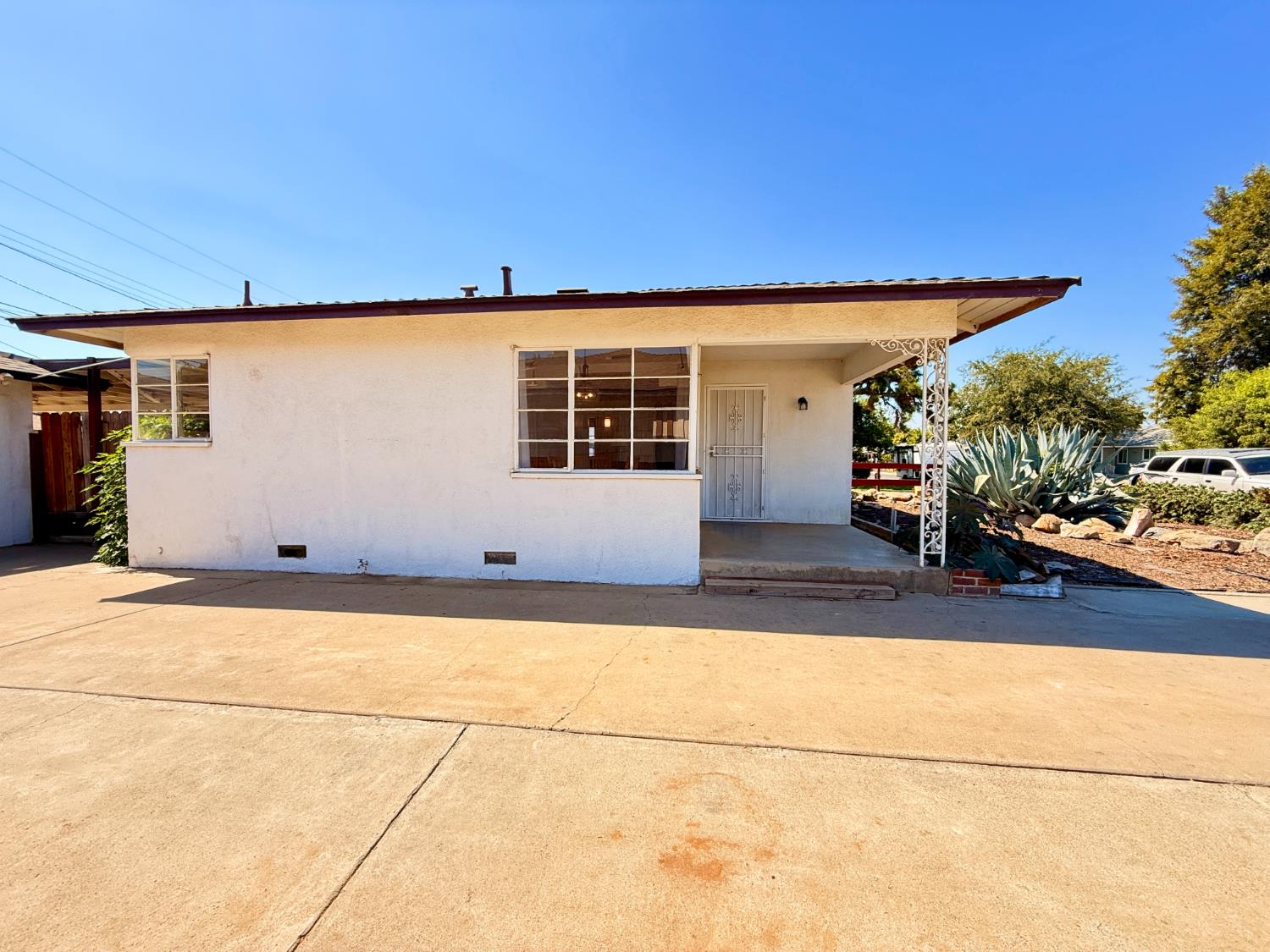 3444 Mayfair Blvd, Fresno, CA 93703