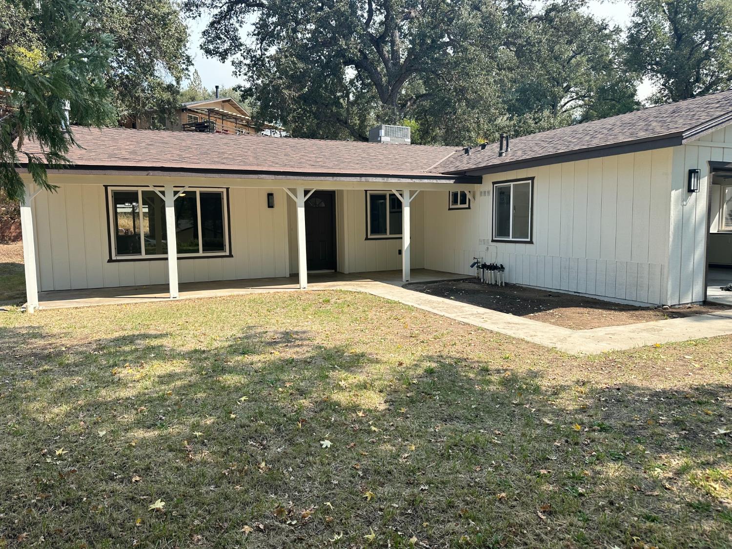 40847 Griffin Dr, Oakhurst, CA 93644
