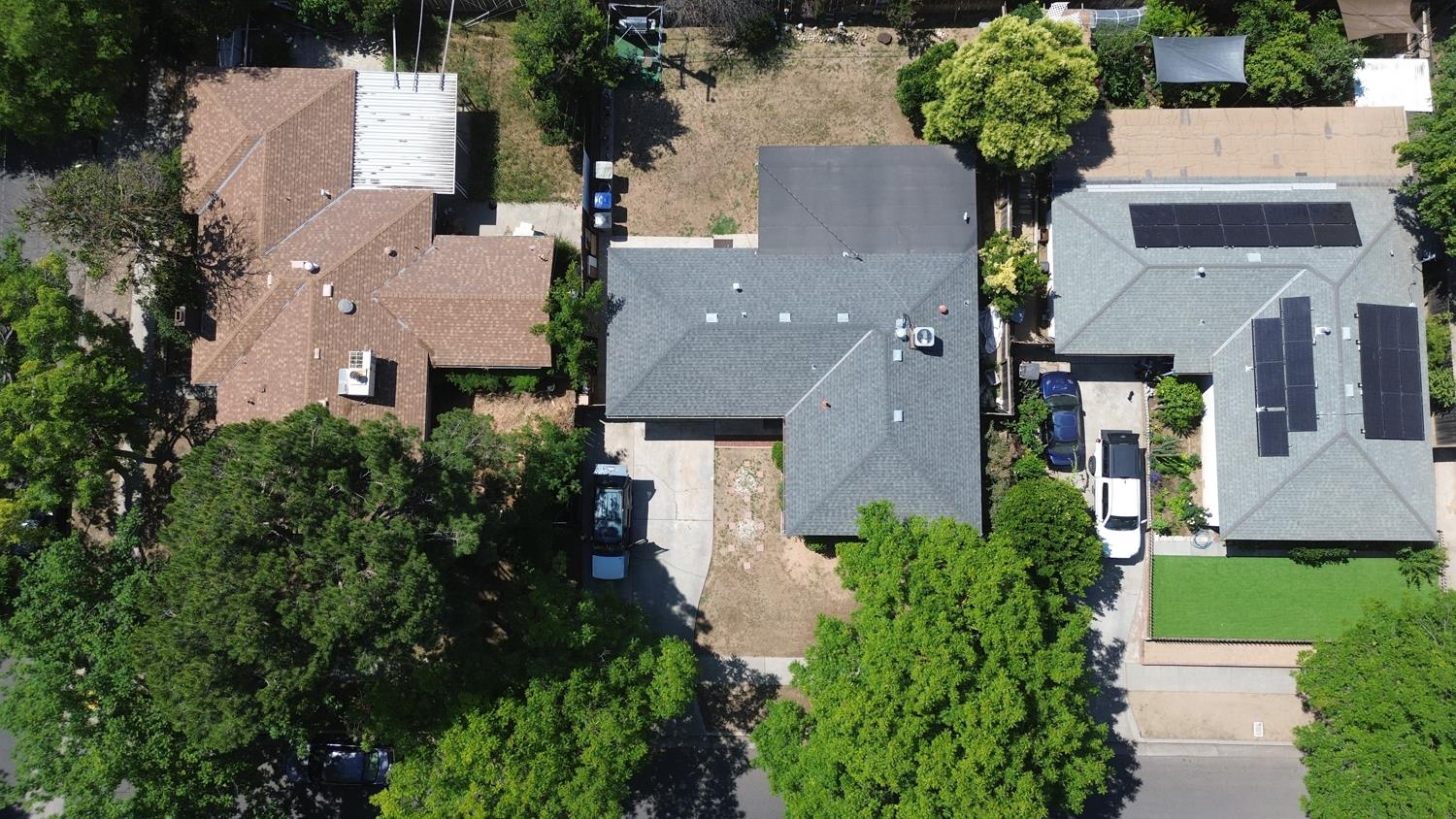 2211 W Garland Ave, Fresno, CA 93705