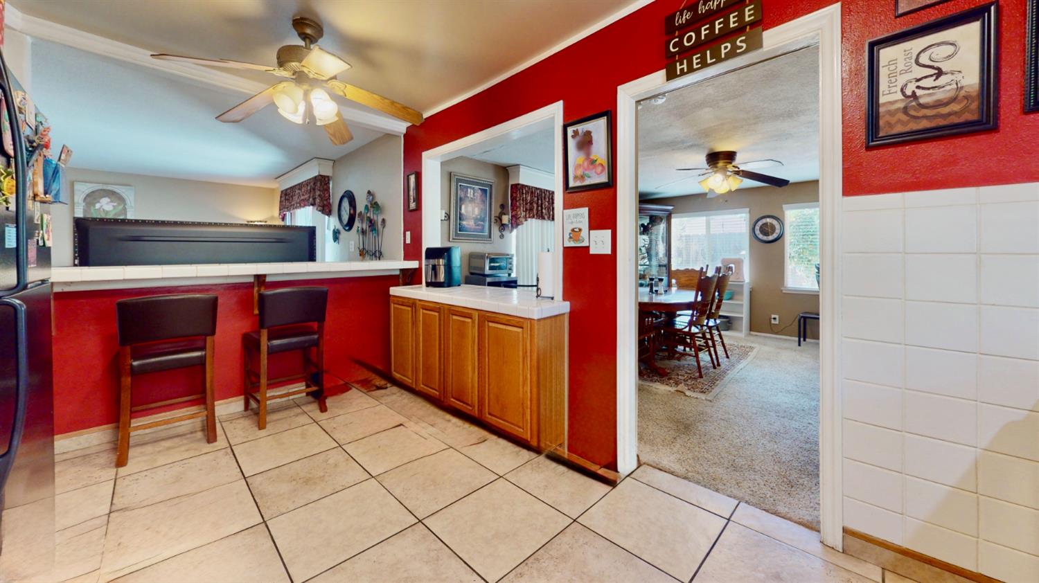 2211 W Garland Ave, Fresno, CA 93705