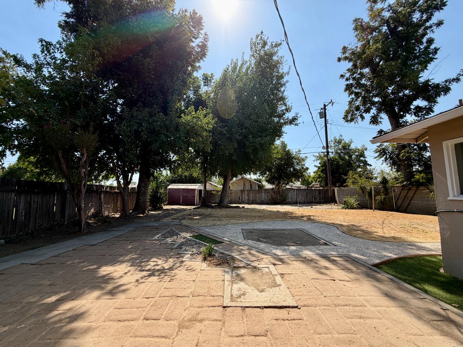 3902 Maywood Dr N, Fresno, CA 93703