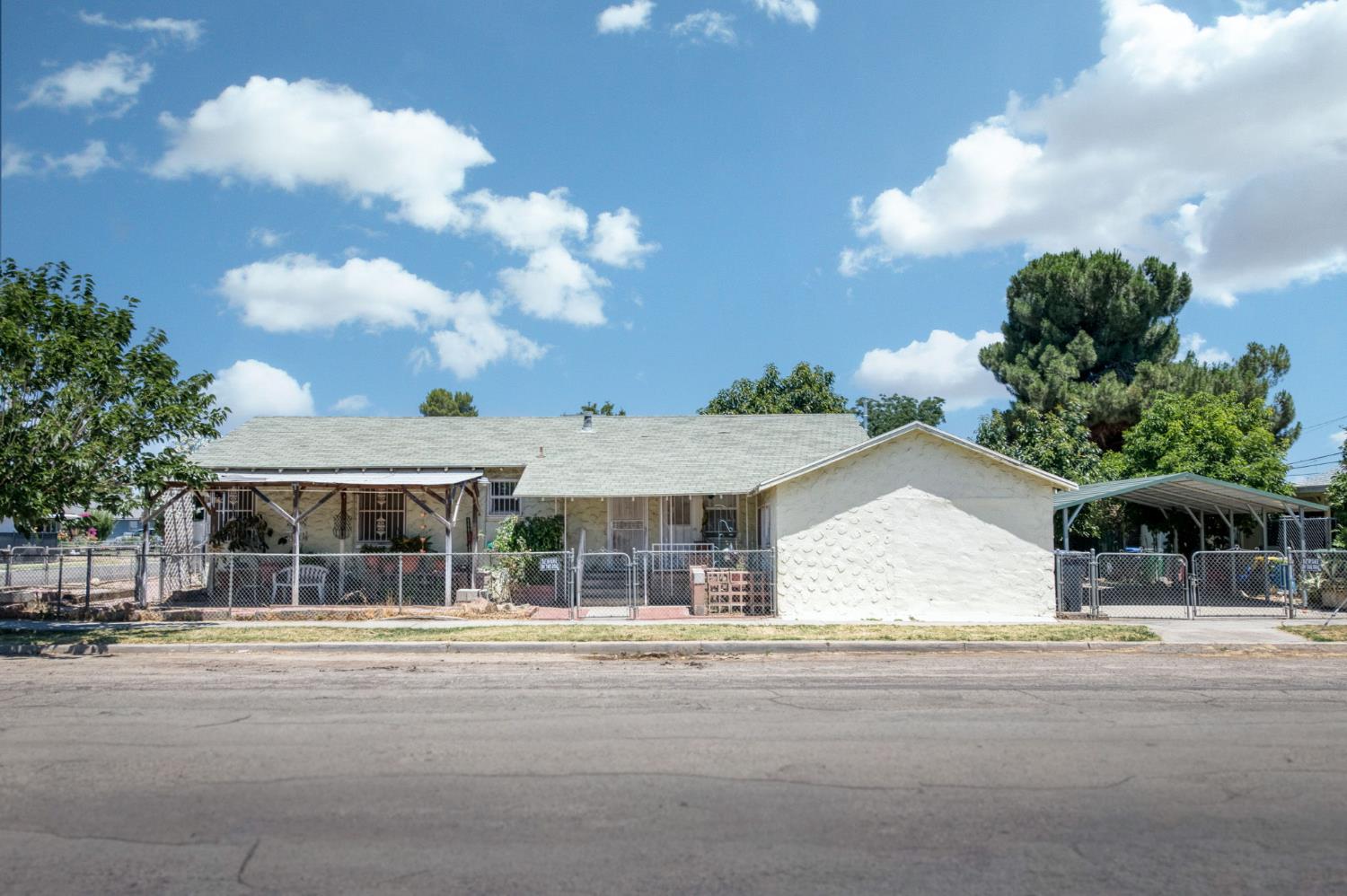 2537 S 11th, Fresno, CA 93725