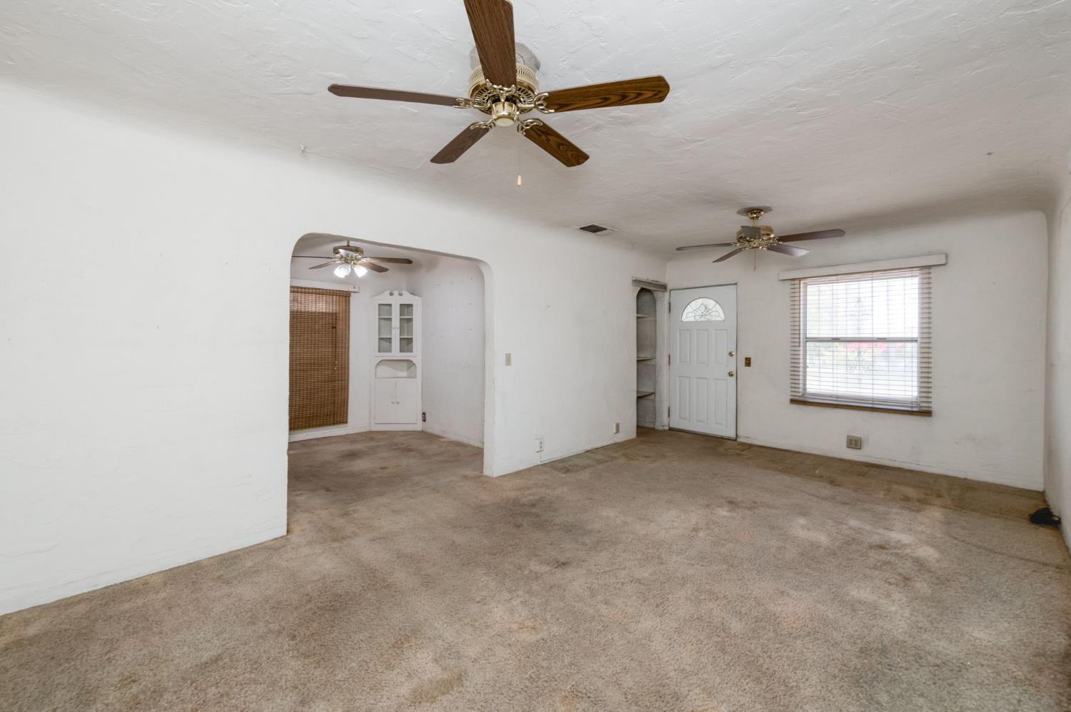 2537 S 11th, Fresno, CA 93725