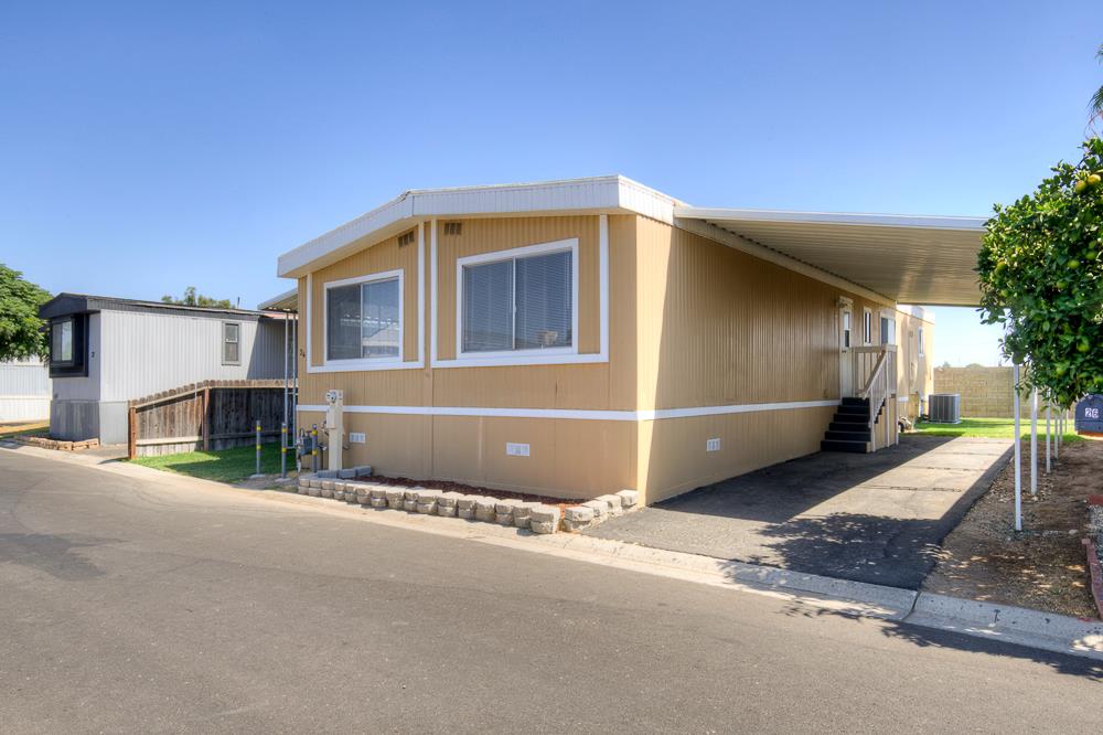 5541 E Tulare St #26, Fresno, CA 93727
