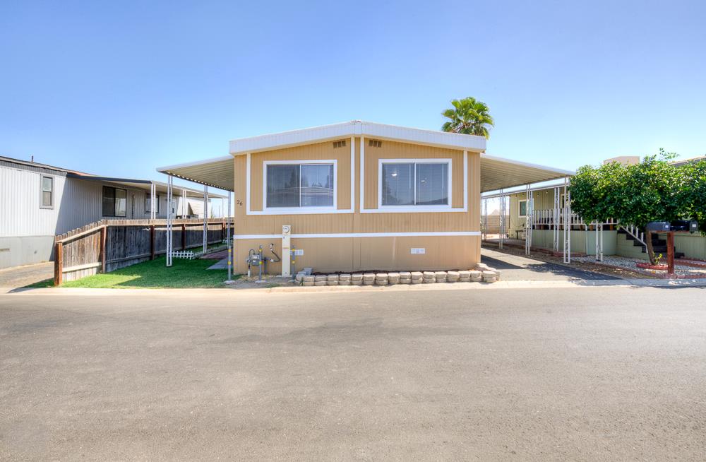 5541 E Tulare St #26, Fresno, CA 93727