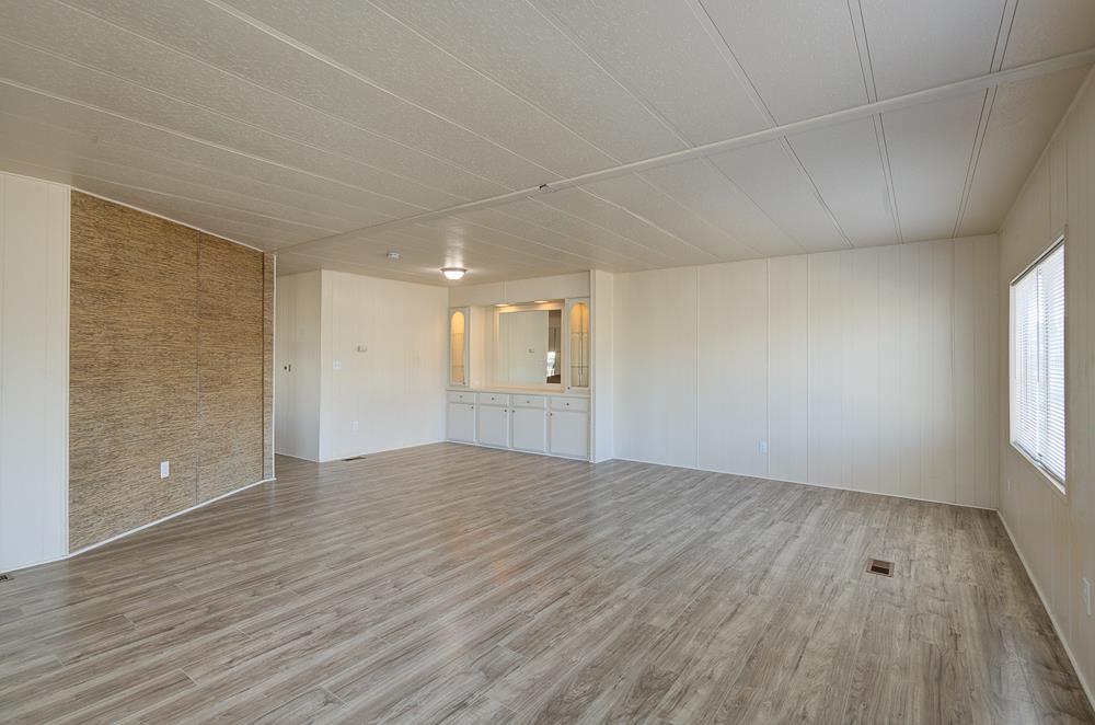 5541 E Tulare St #26, Fresno, CA 93727