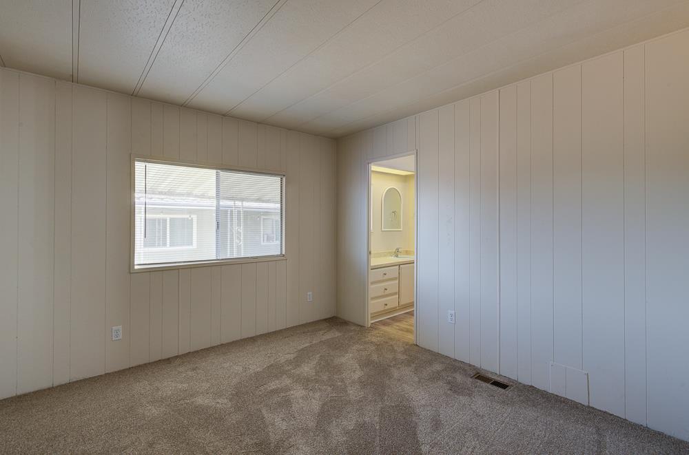 5541 E Tulare St #26, Fresno, CA 93727