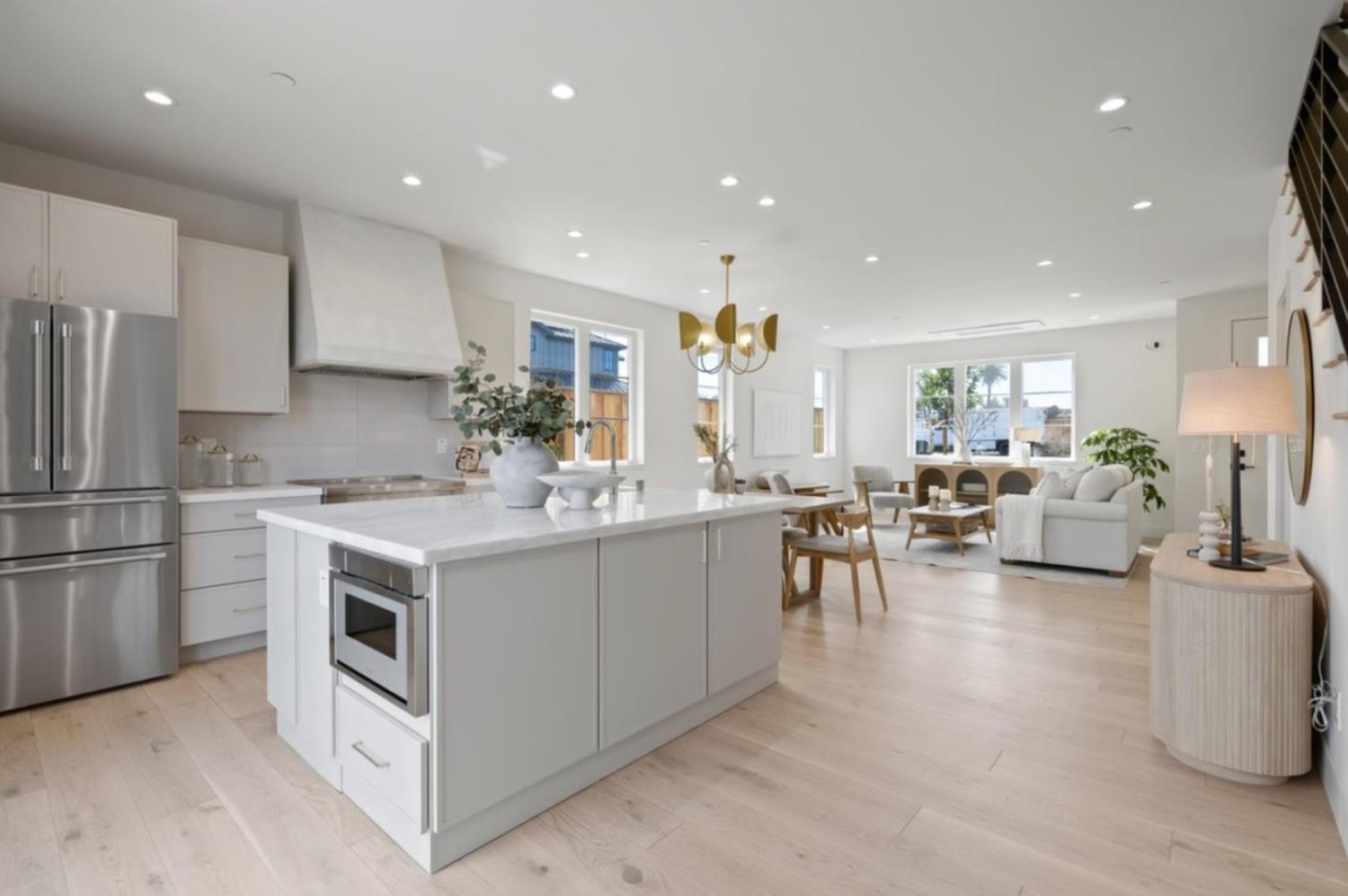 577 Creekside Ct, Half Moon Bay, CA 94019