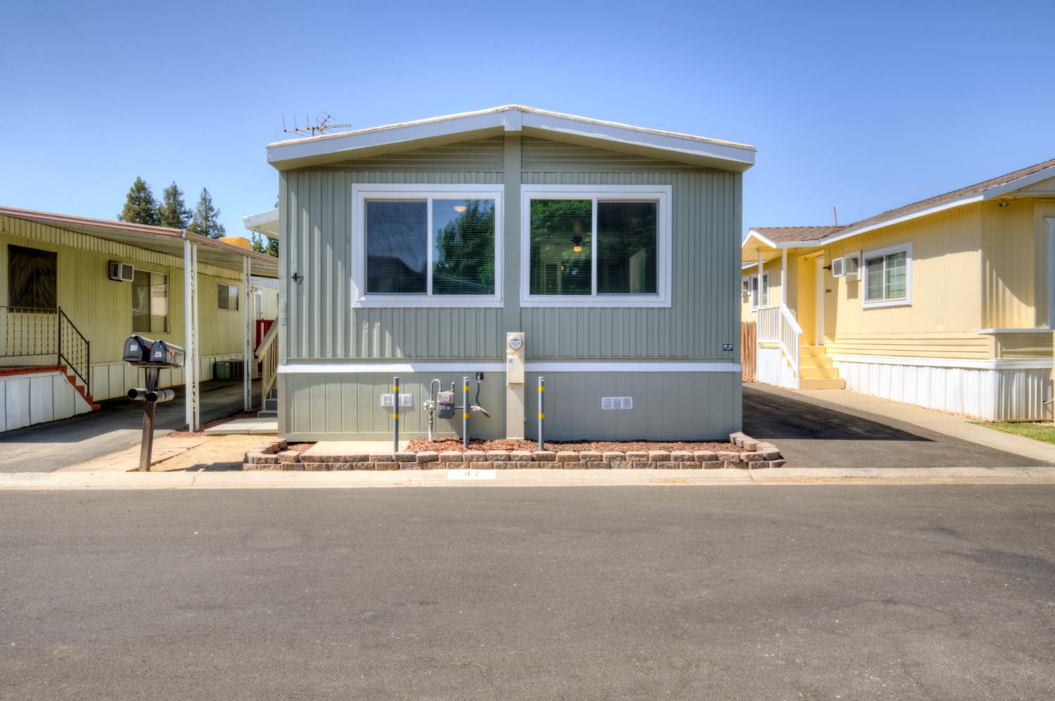 5541 E Tulare St #47, Fresno, CA 93727