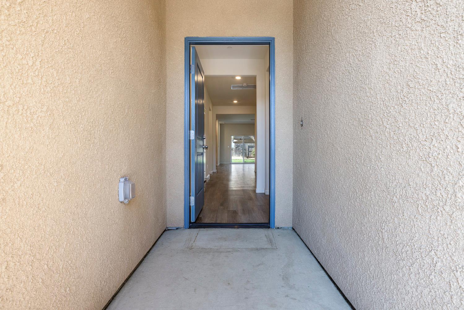 3553 Nile St, Madera, CA 93637