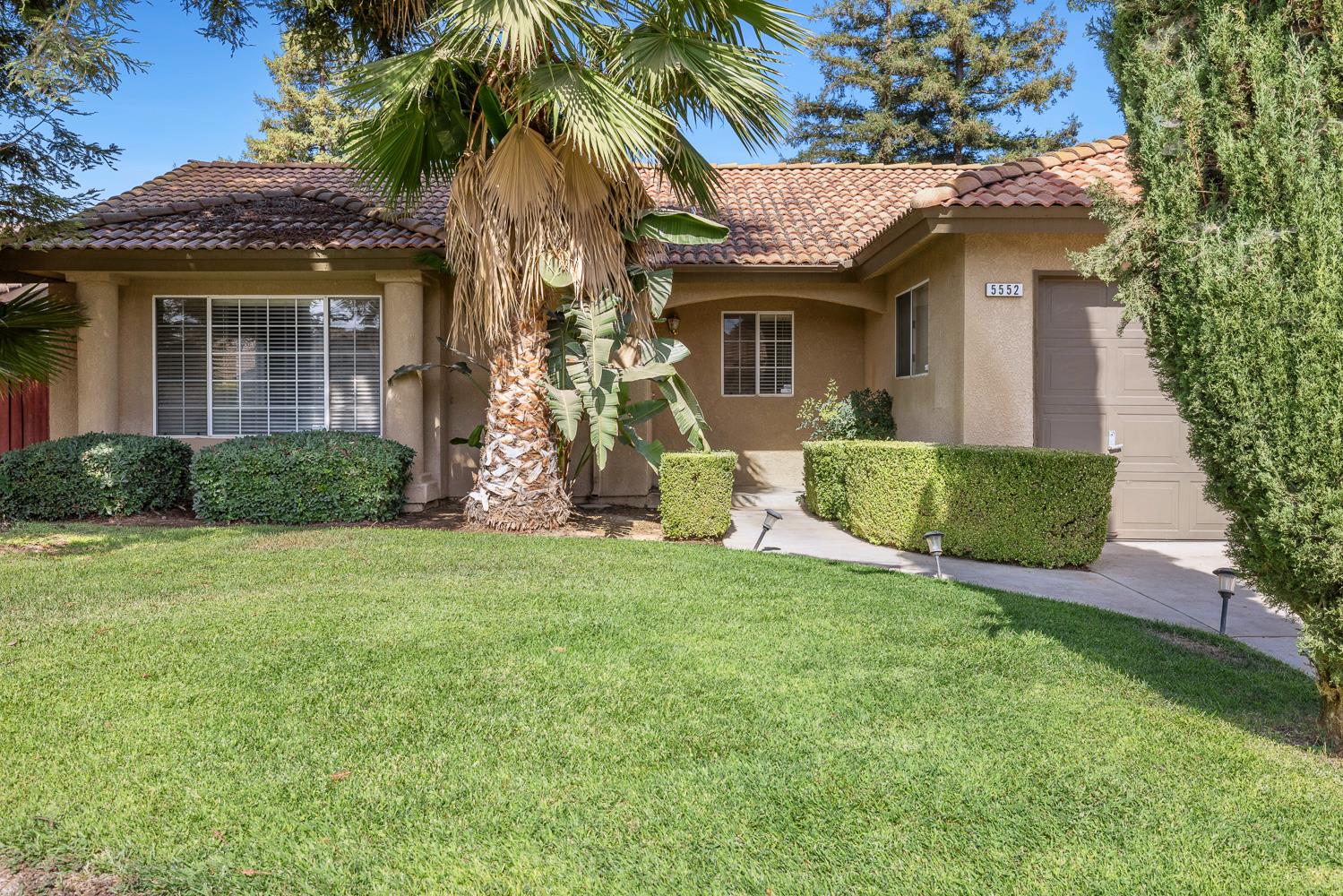5552 W Fir Ave, Fresno, CA 93722