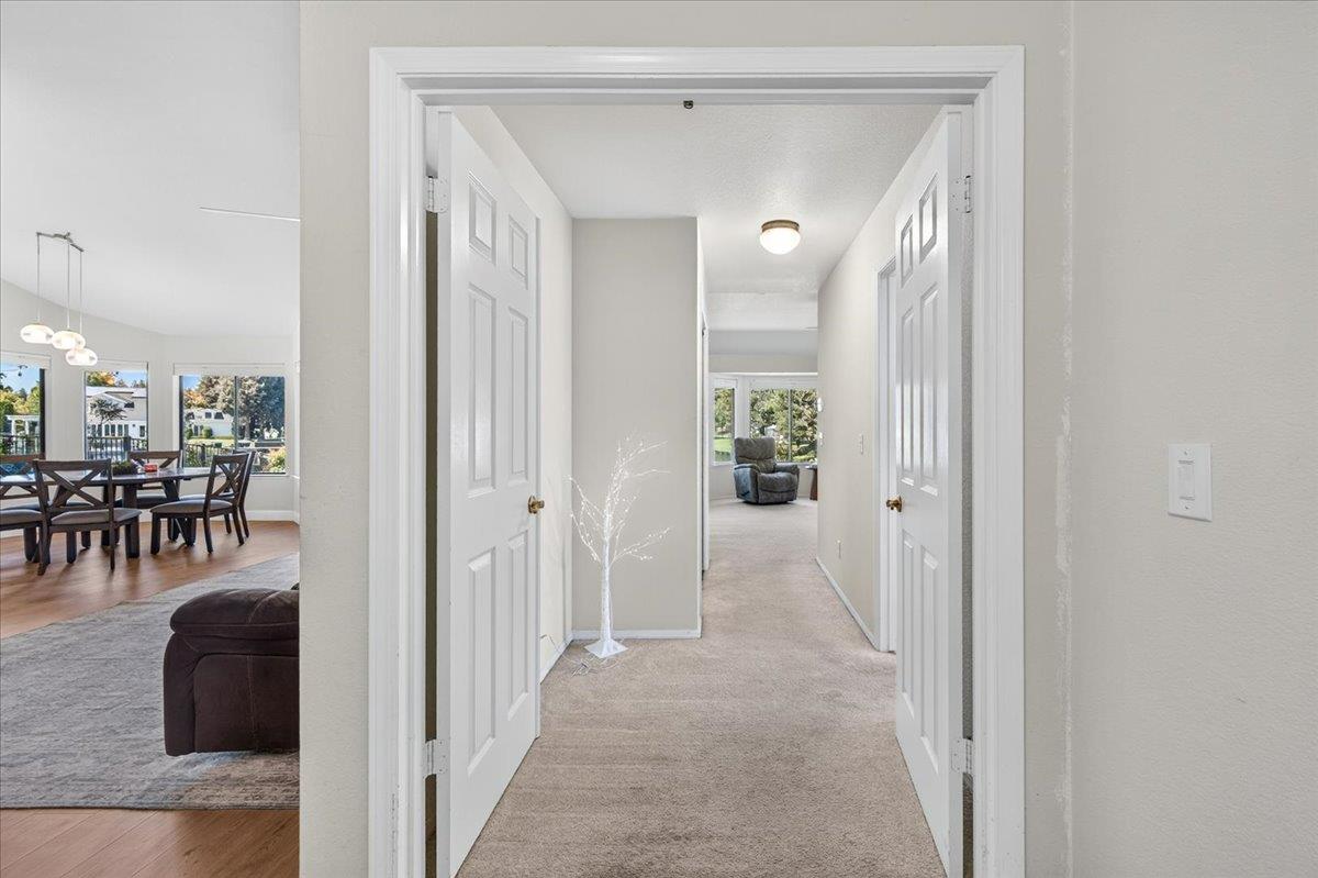 813 E Catalina Cir, Fresno, CA 93730