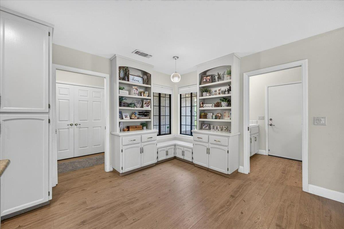 813 E Catalina Cir, Fresno, CA 93730