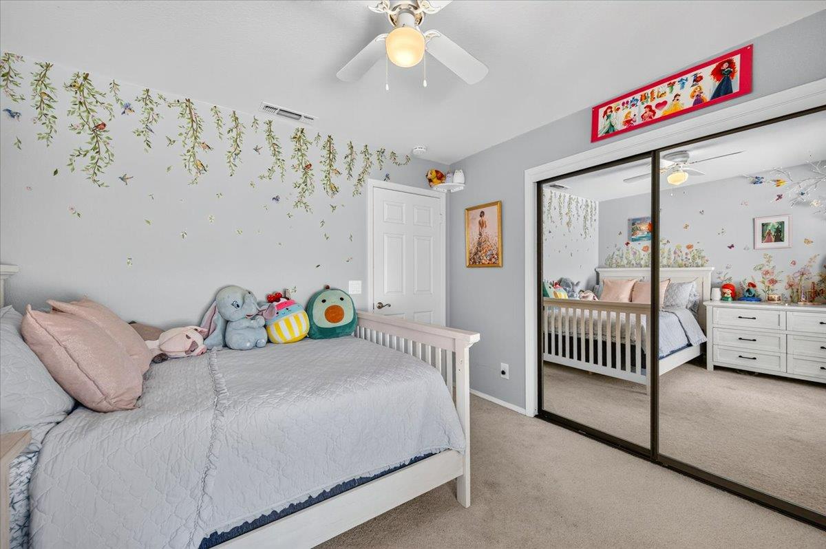 813 E Catalina Cir, Fresno, CA 93730