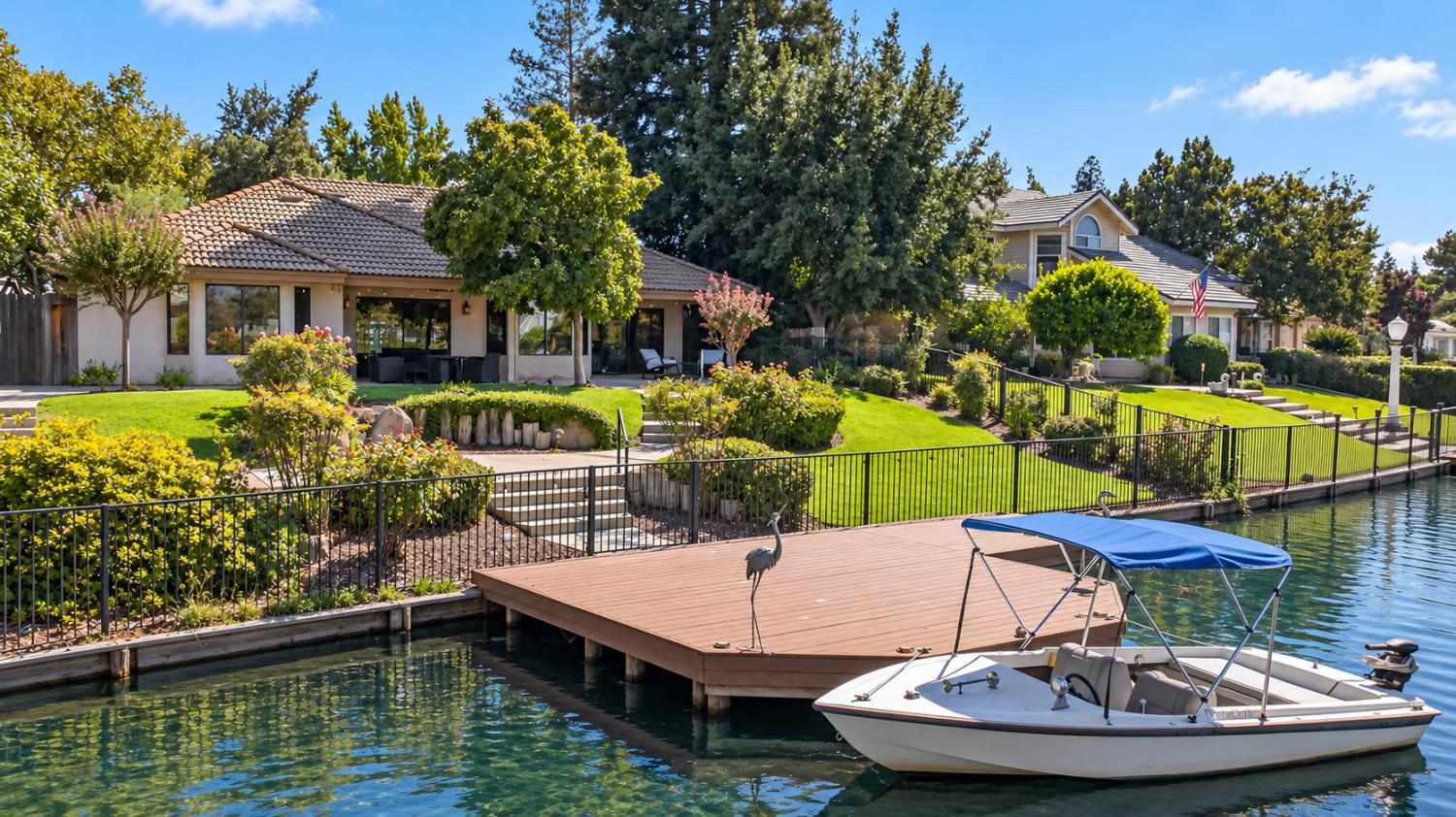 813 E Catalina Cir, Fresno, CA 93730