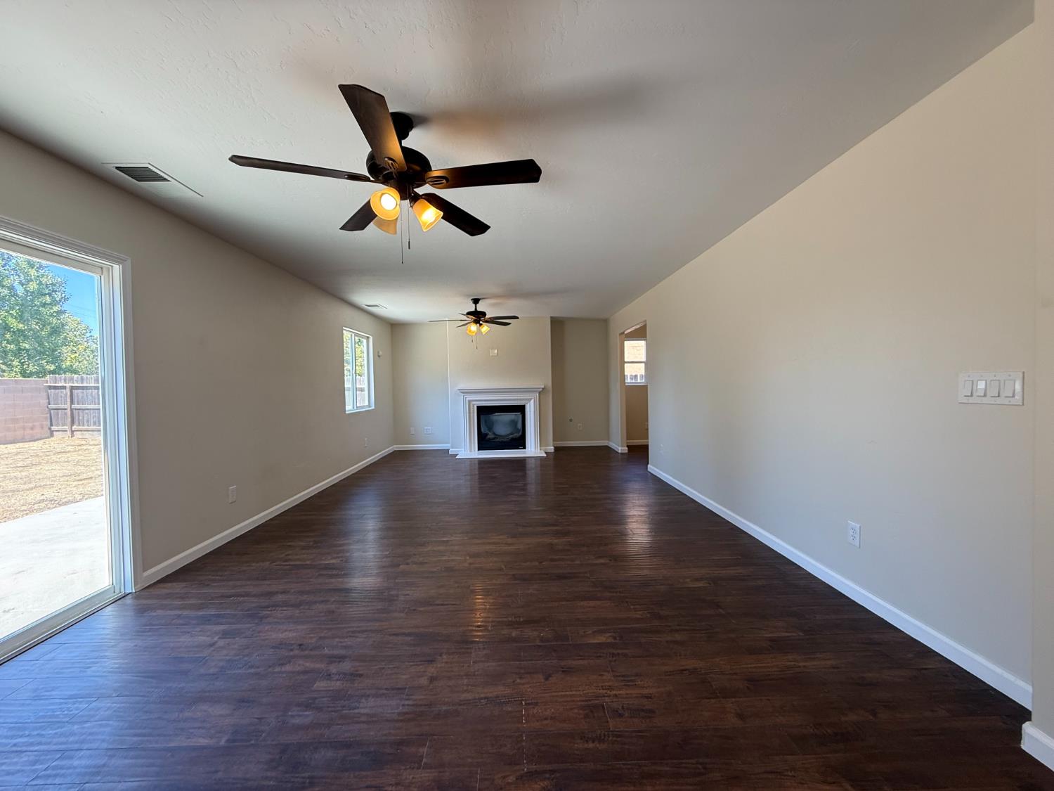1865 N Ellendale Ave, Fresno, CA 93722
