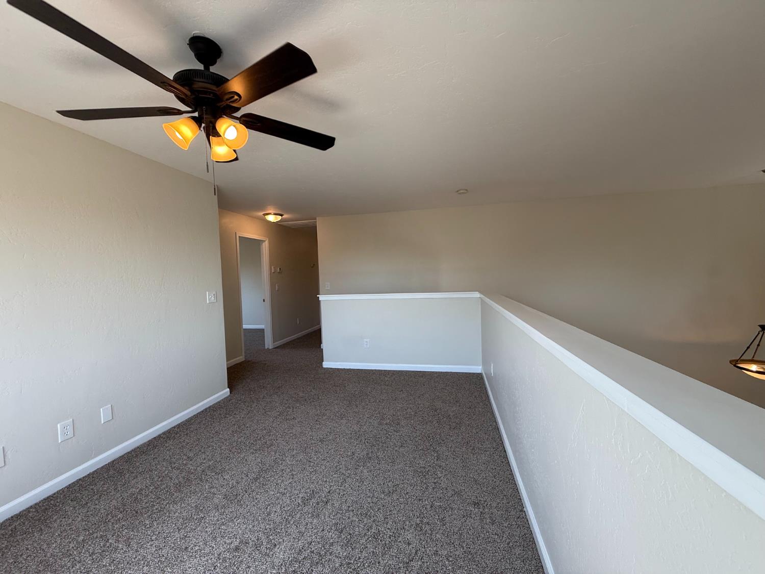 1865 N Ellendale Ave, Fresno, CA 93722