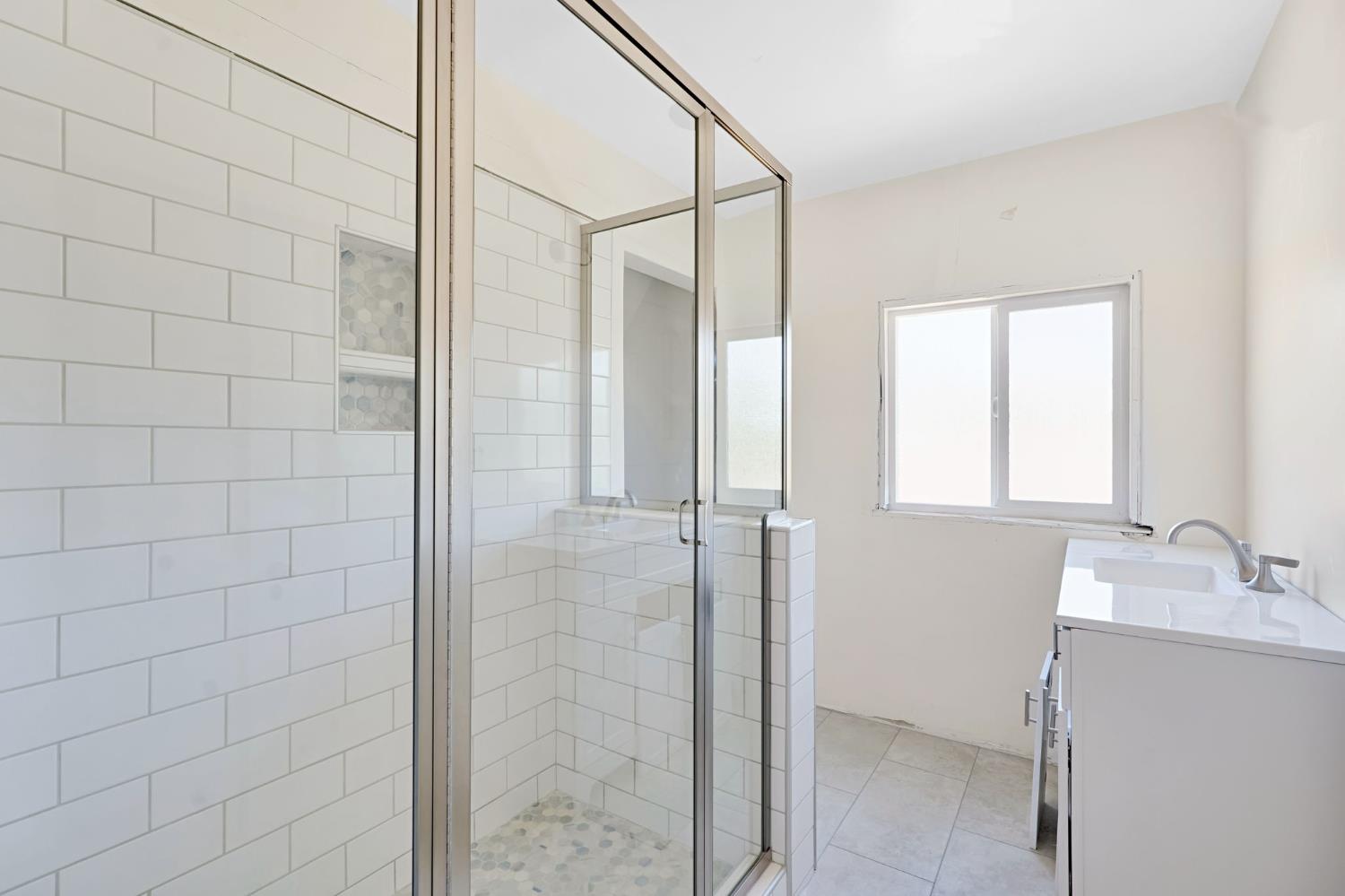 4313 N Thorne Ave, Fresno, CA 93704