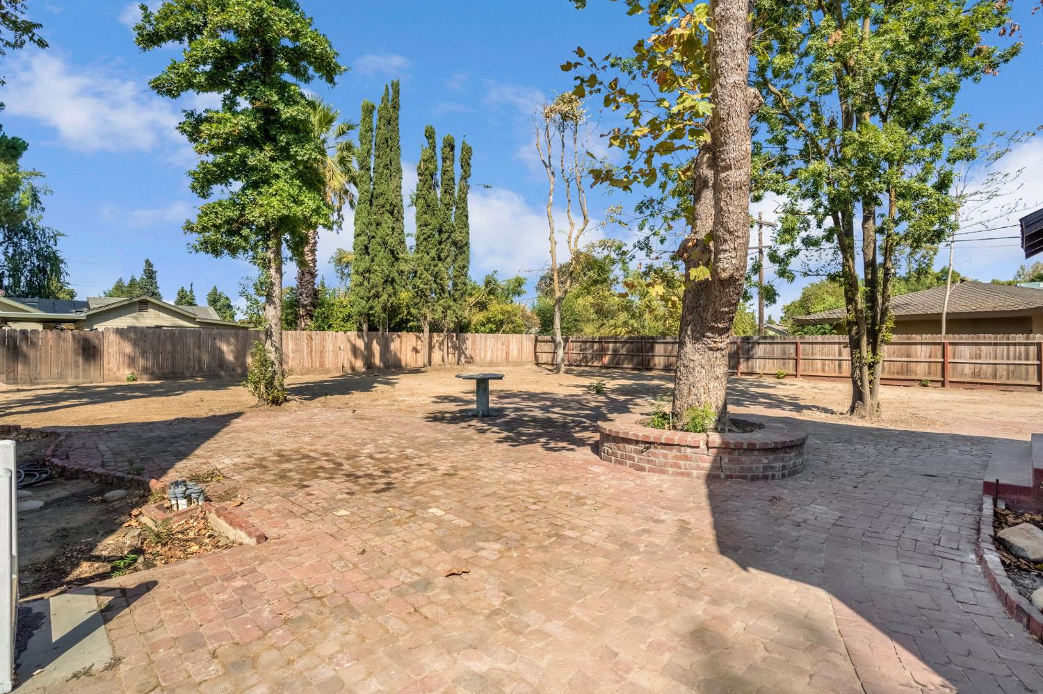 4313 N Thorne Ave, Fresno, CA 93704
