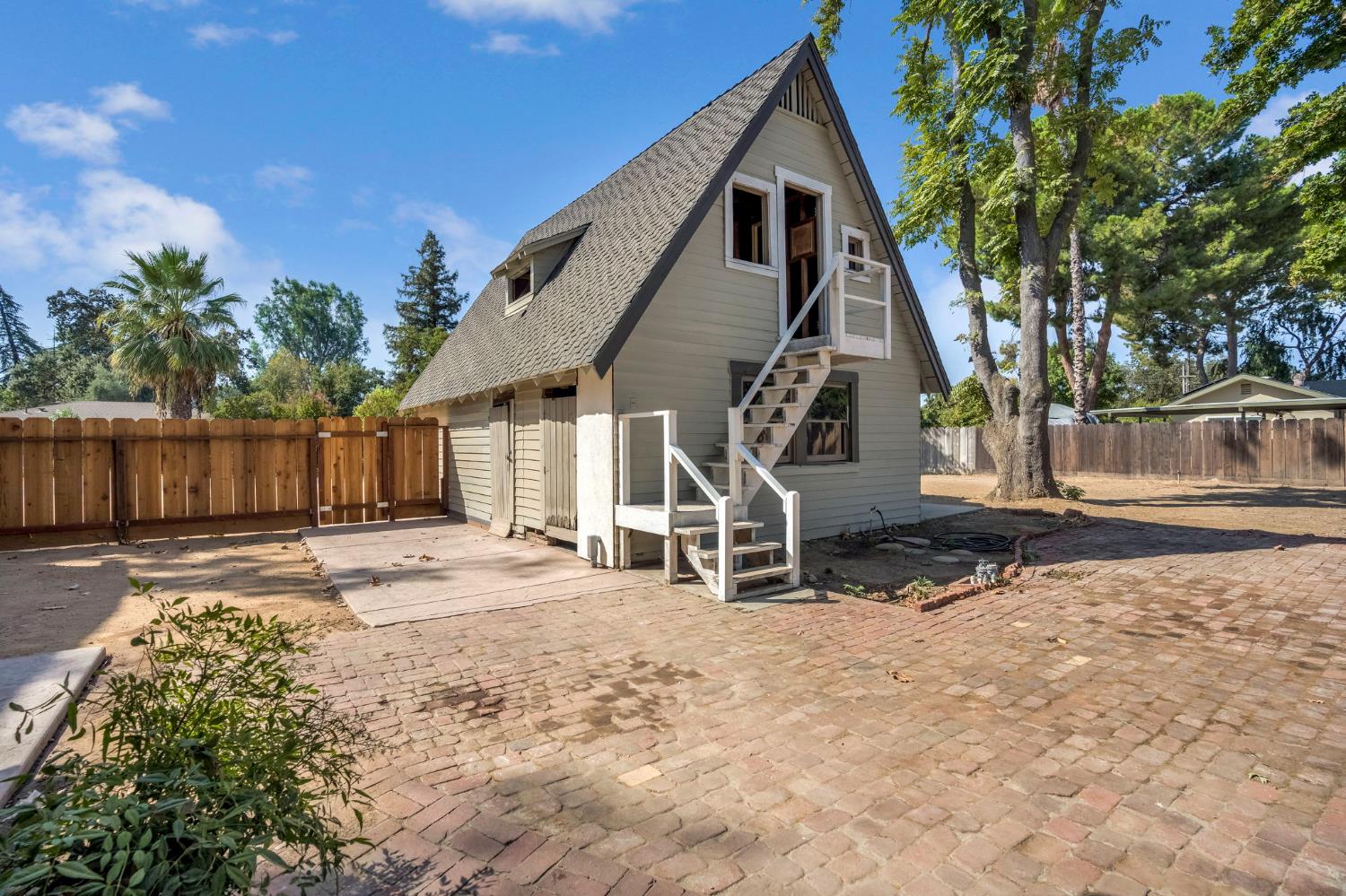 4313 N Thorne Ave, Fresno, CA 93704
