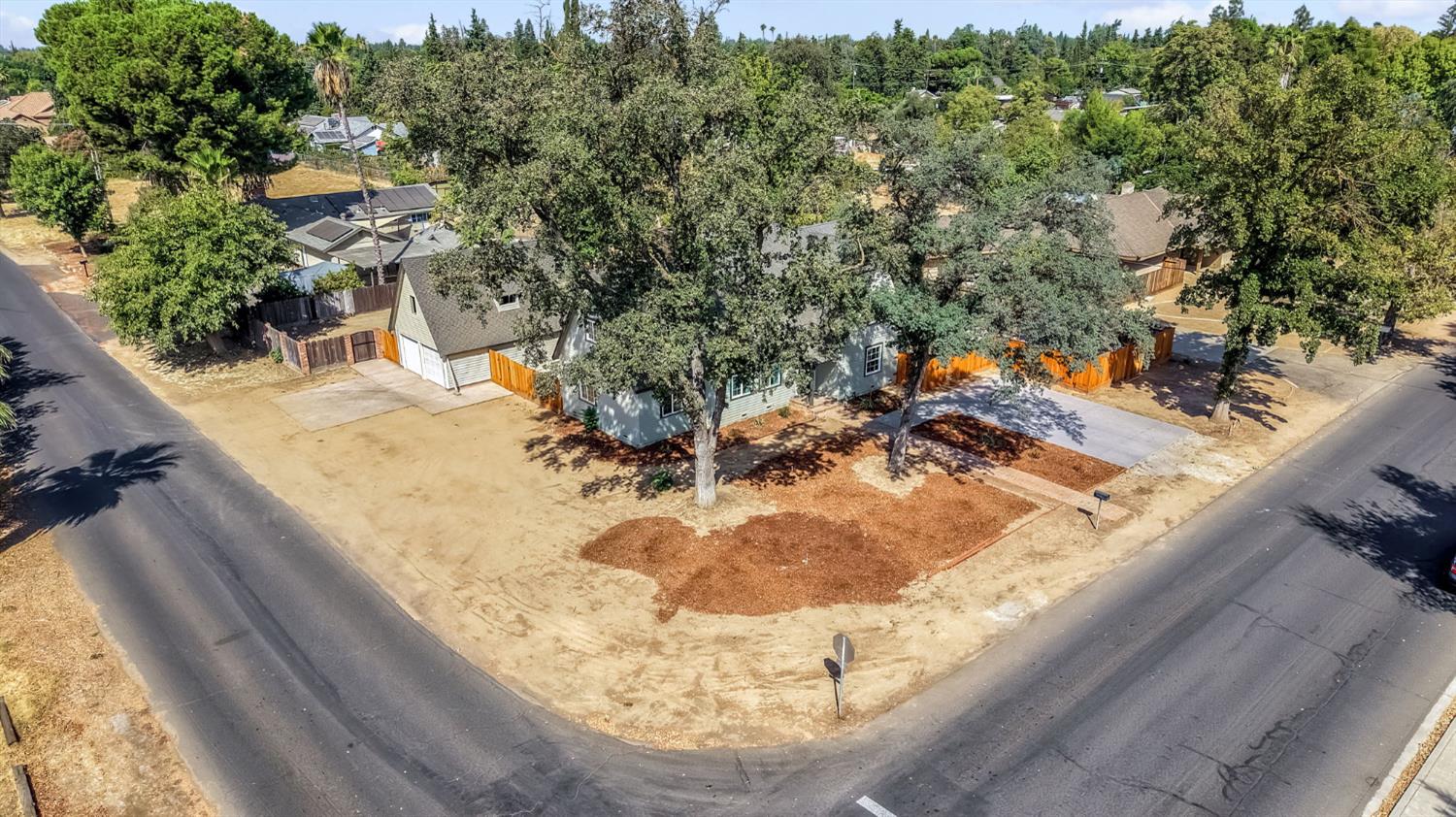 4313 N Thorne Ave, Fresno, CA 93704