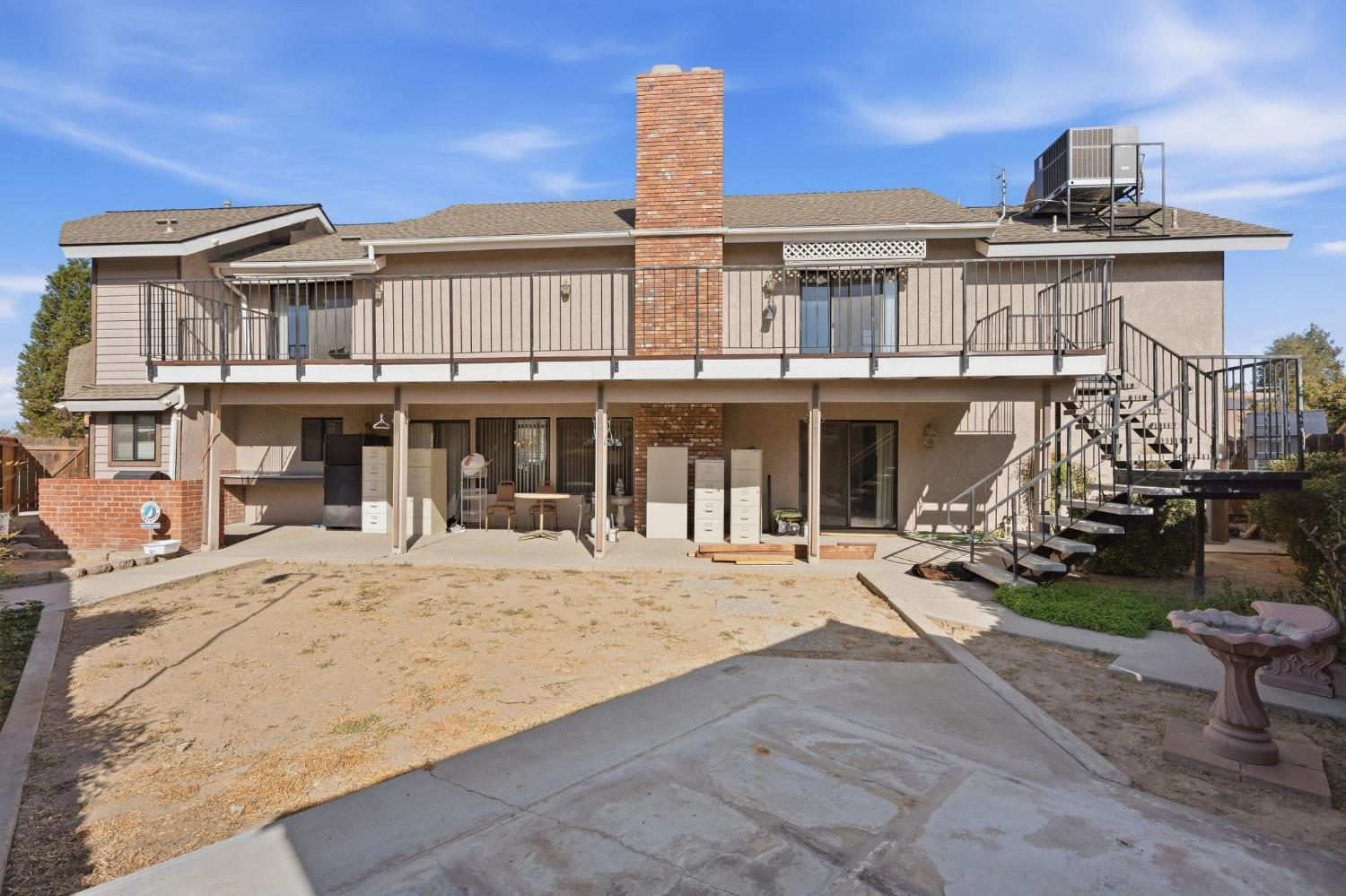 662 S Boyd, Kerman, CA 93630