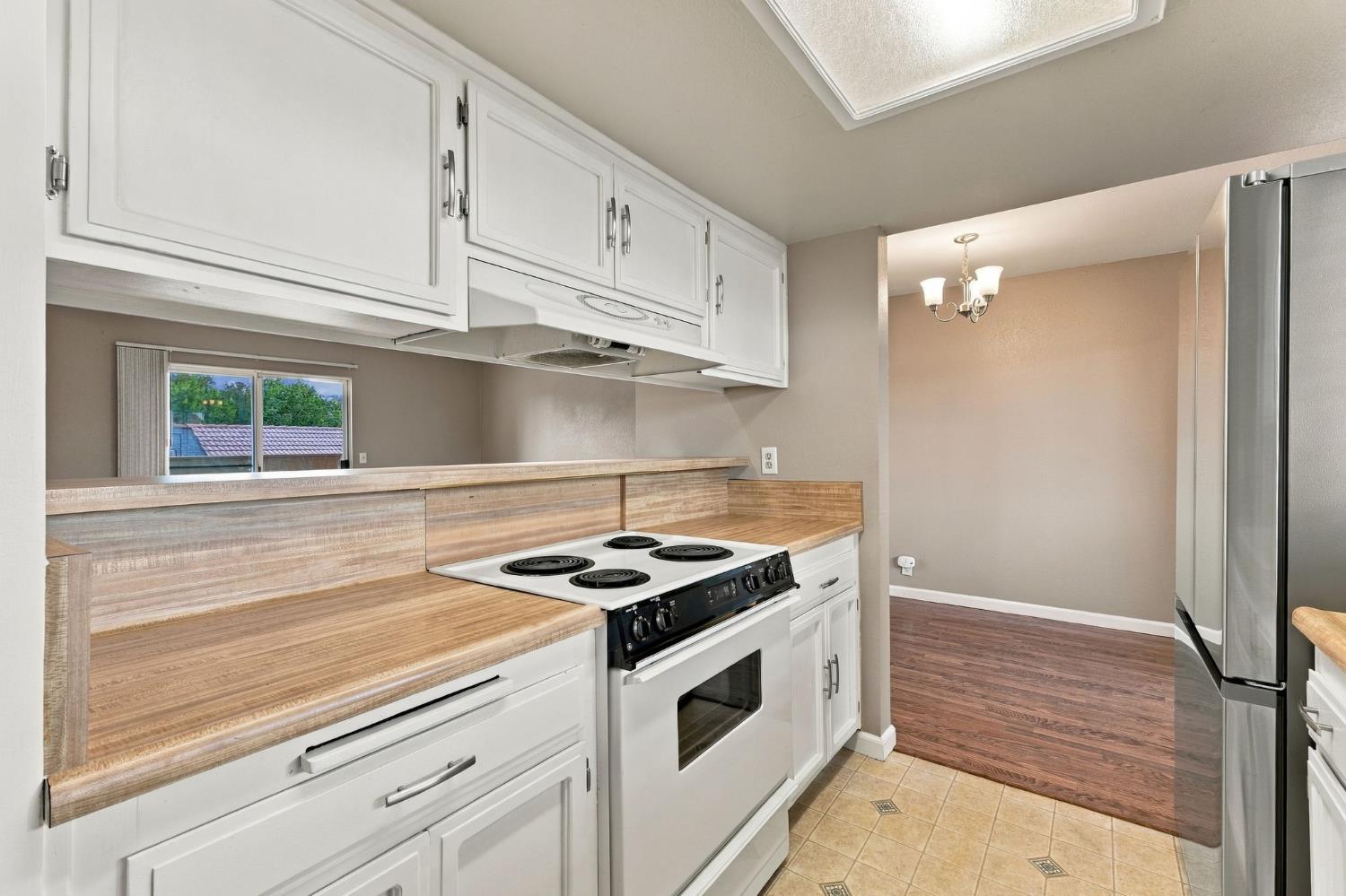 1250 E Shaw Ave #256, Fresno, CA 93710