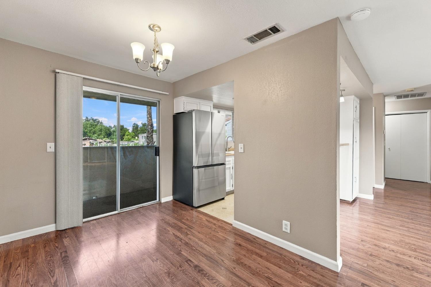 1250 E Shaw Ave #256, Fresno, CA 93710