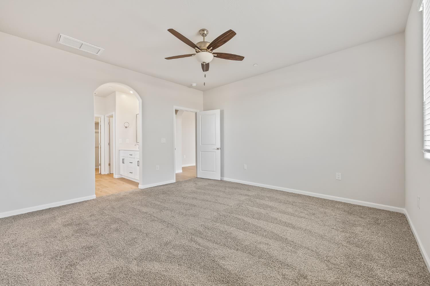 7379 W Hadley Ave, Fresno, CA 93723
