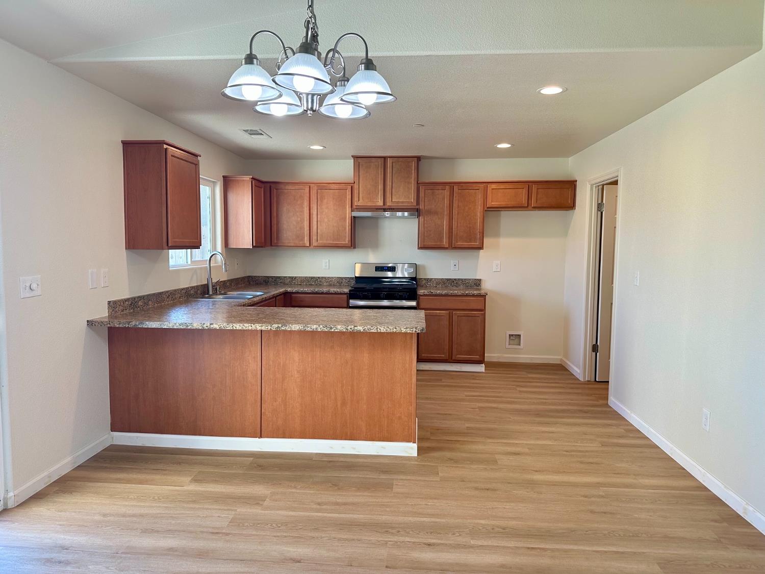 337 Eppler, Firebaugh, CA 93622