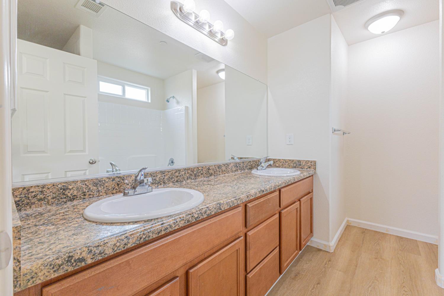 337 Eppler St, Firebaugh, CA 93622
