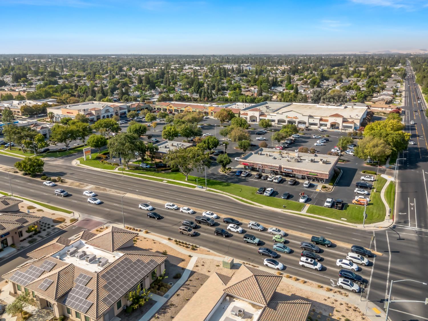 2475 Dennis Ave, Clovis, CA 93611
