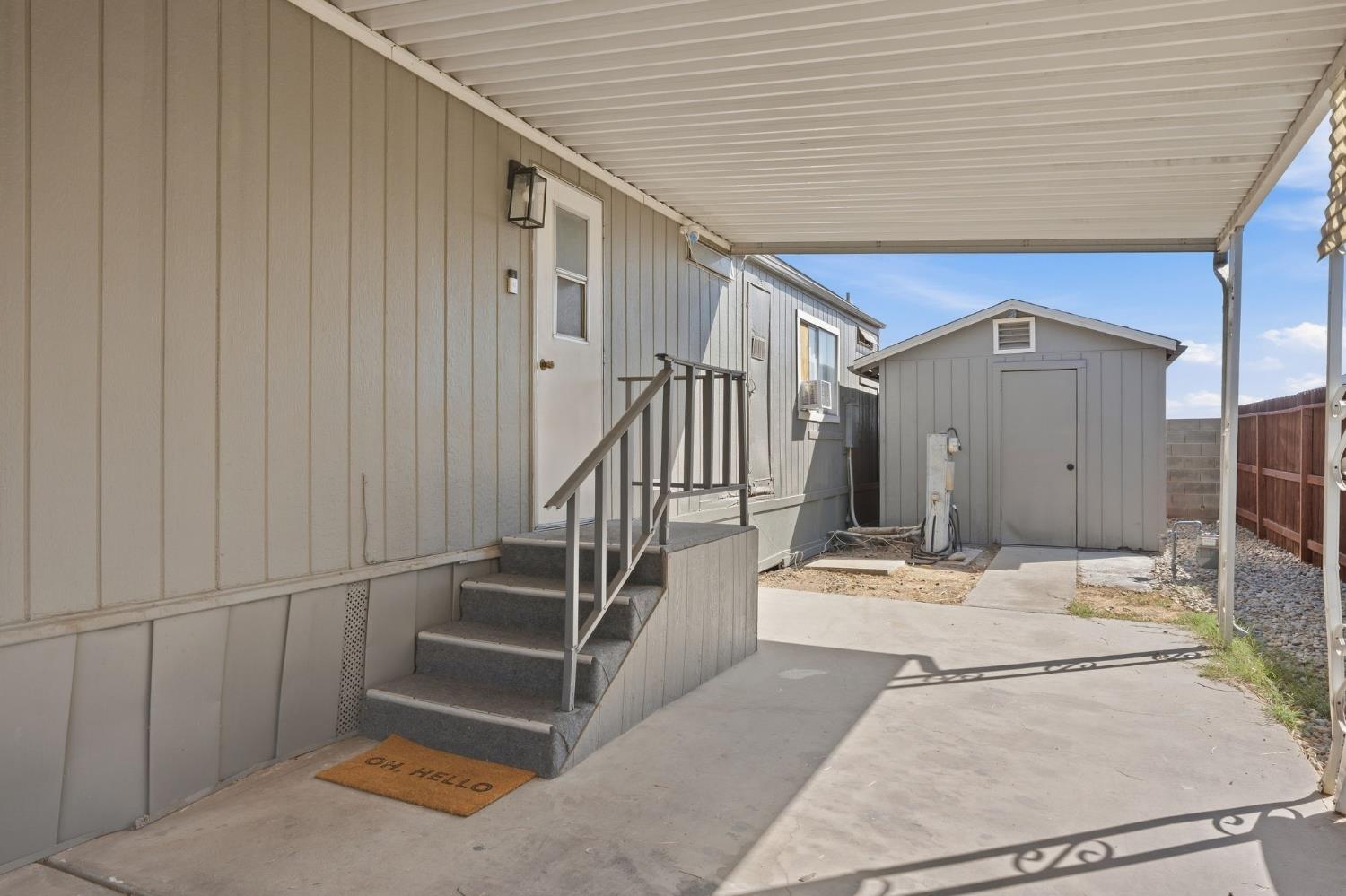 2575 willlow #76, Fresno, CA 93725
