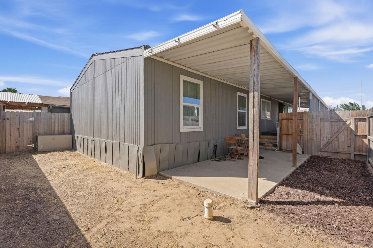 2575 willlow #76, Fresno, CA 93725