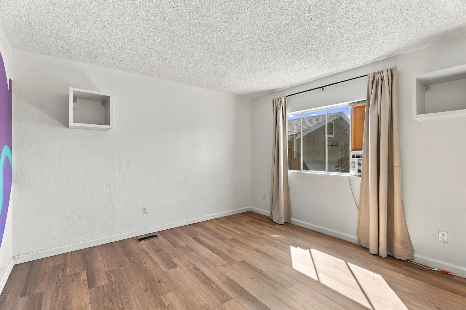 2575 willlow #76, Fresno, CA 93725