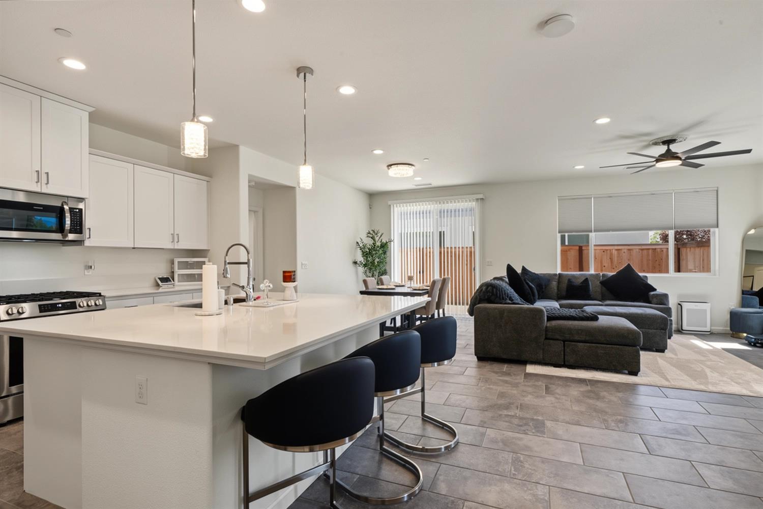 777 Josephine Ave, Madera, CA 93636