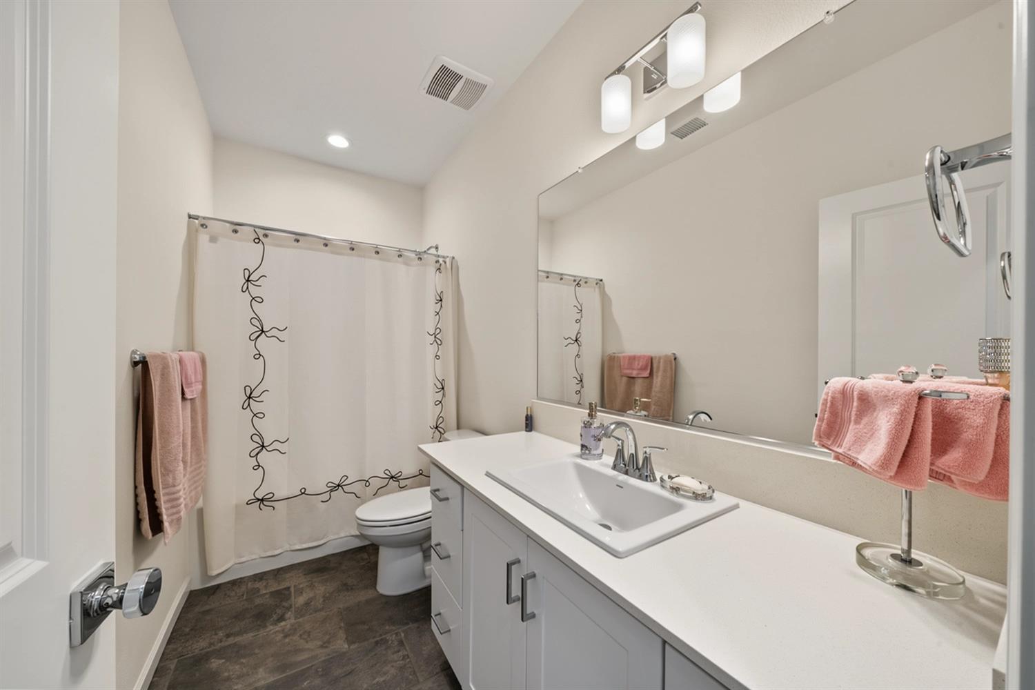 777 Josephine Ave, Madera, CA 93636