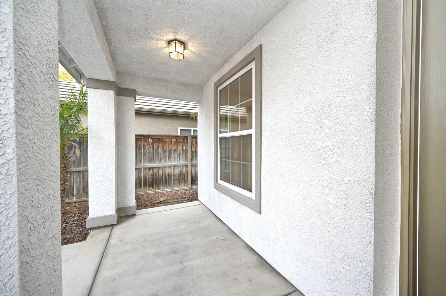 4793 N Emerald Peak Dr, Clovis, CA 93619