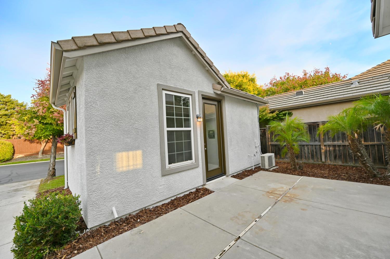 4793 N Emerald Peak Dr, Clovis, CA 93619