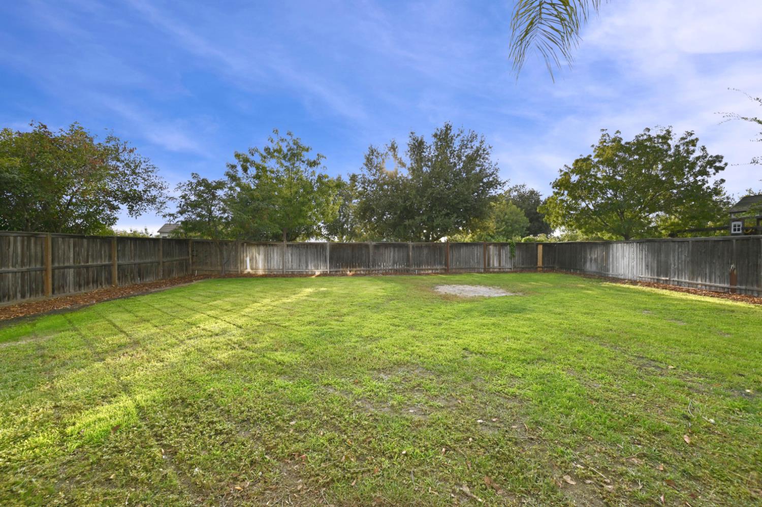 4793 N Emerald Peak Dr, Clovis, CA 93619