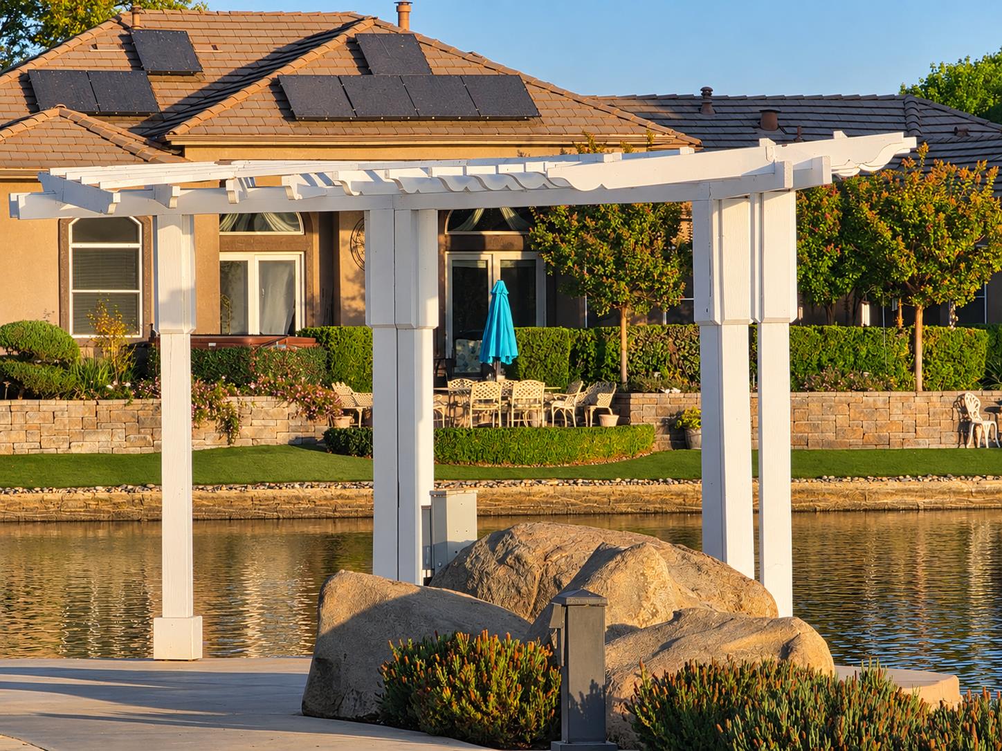 4793 N Emerald Peak Dr, Clovis, CA 93619