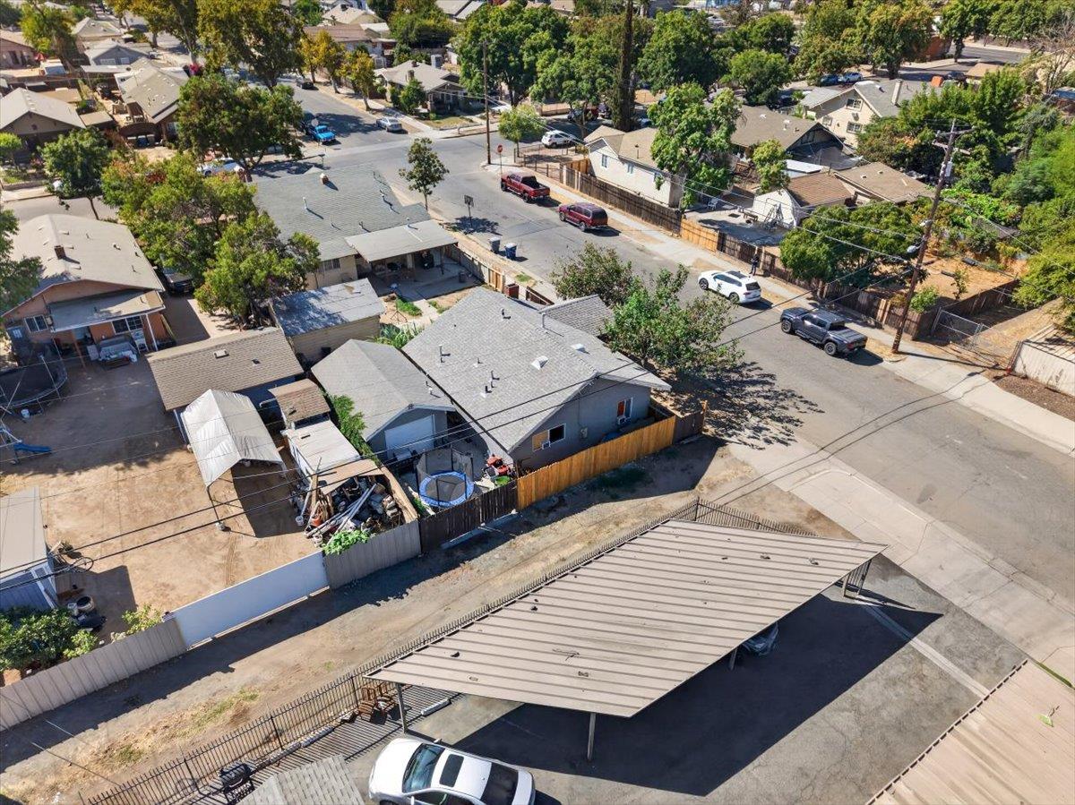 1118 N Augusta St, Fresno, CA 93701