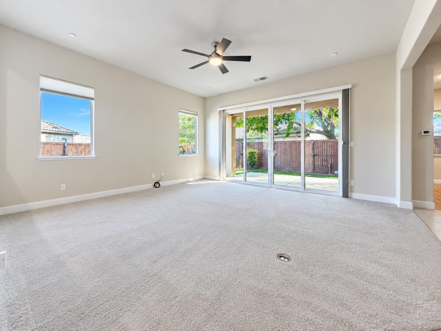 197 N Oxford Ave, Clovis, CA 93612